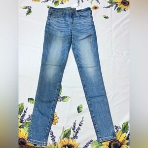 American Eagle Classic Blue Women's Jeans